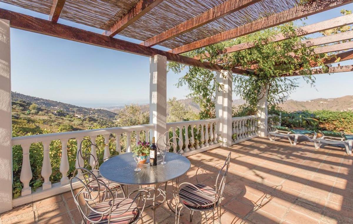Villa Casa Lola à Sayalonga Extérieur photo